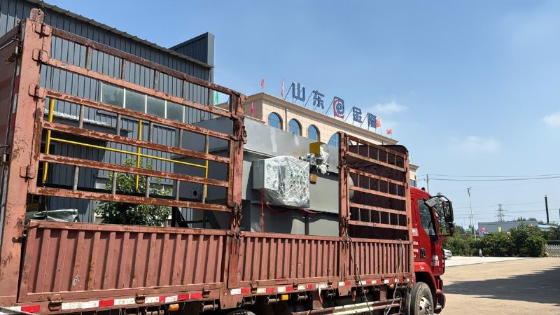 金日發(fā)貨！3立方平流式溶氣氣浮機(jī)助力水產(chǎn)加工污水處理 (2).JPG